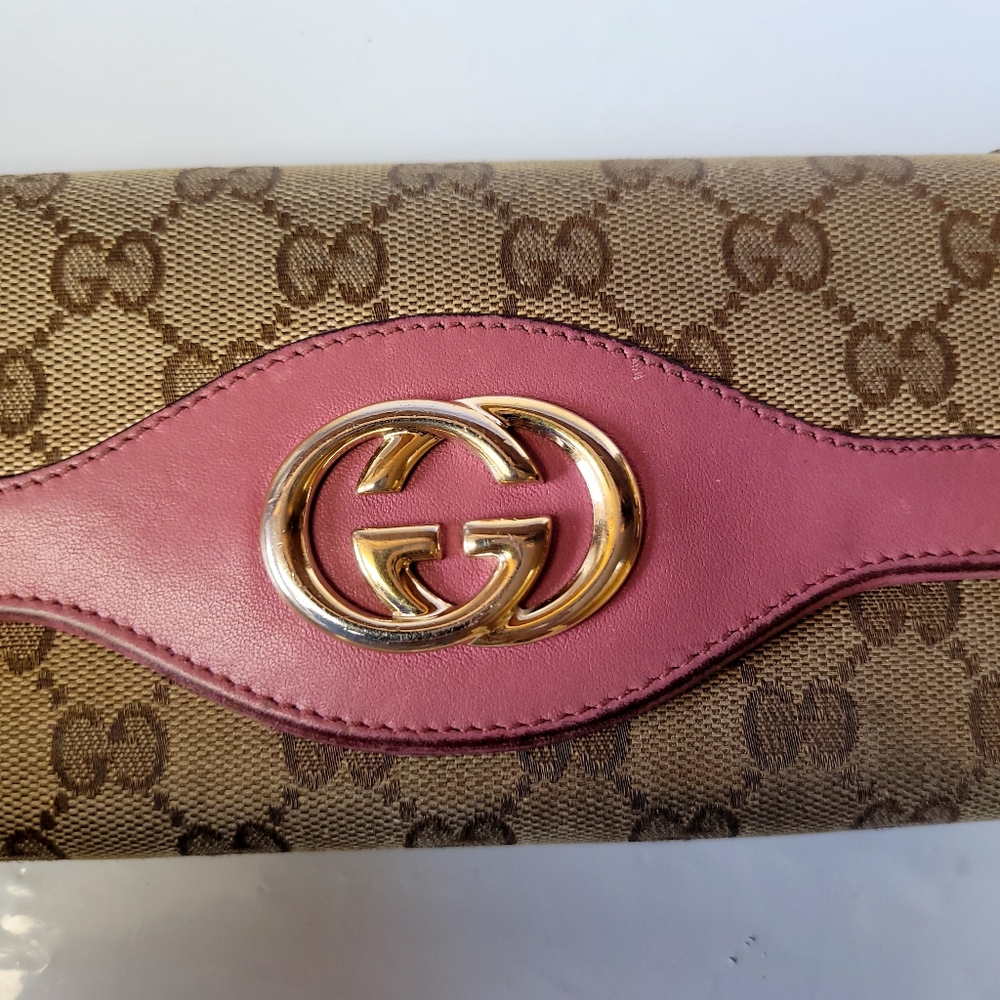 Gucci Bifold Interlocking GG Wallet - Picture 5 of 11
